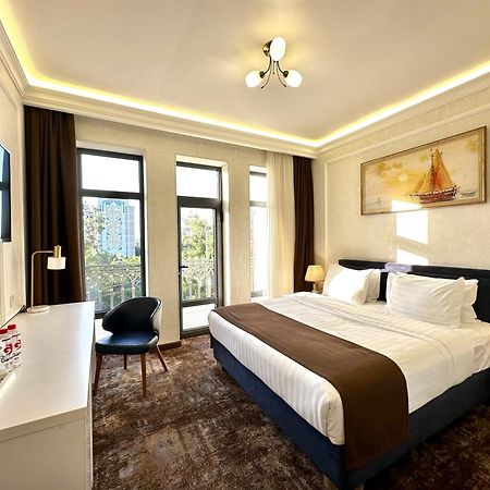 Garnet Mir Hotel Ташкент Екстер'єр фото