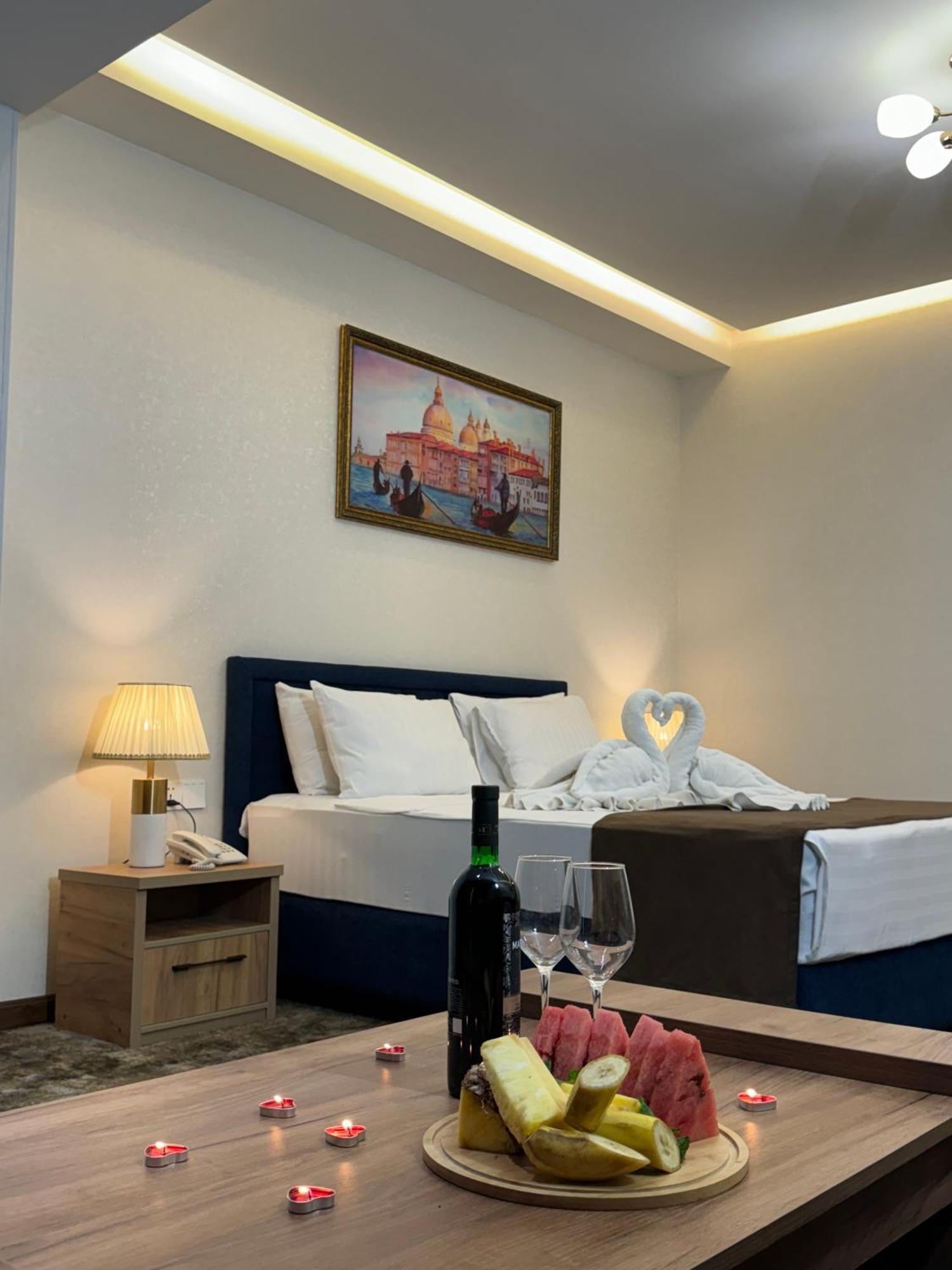 Garnet Mir Hotel Ташкент Екстер'єр фото