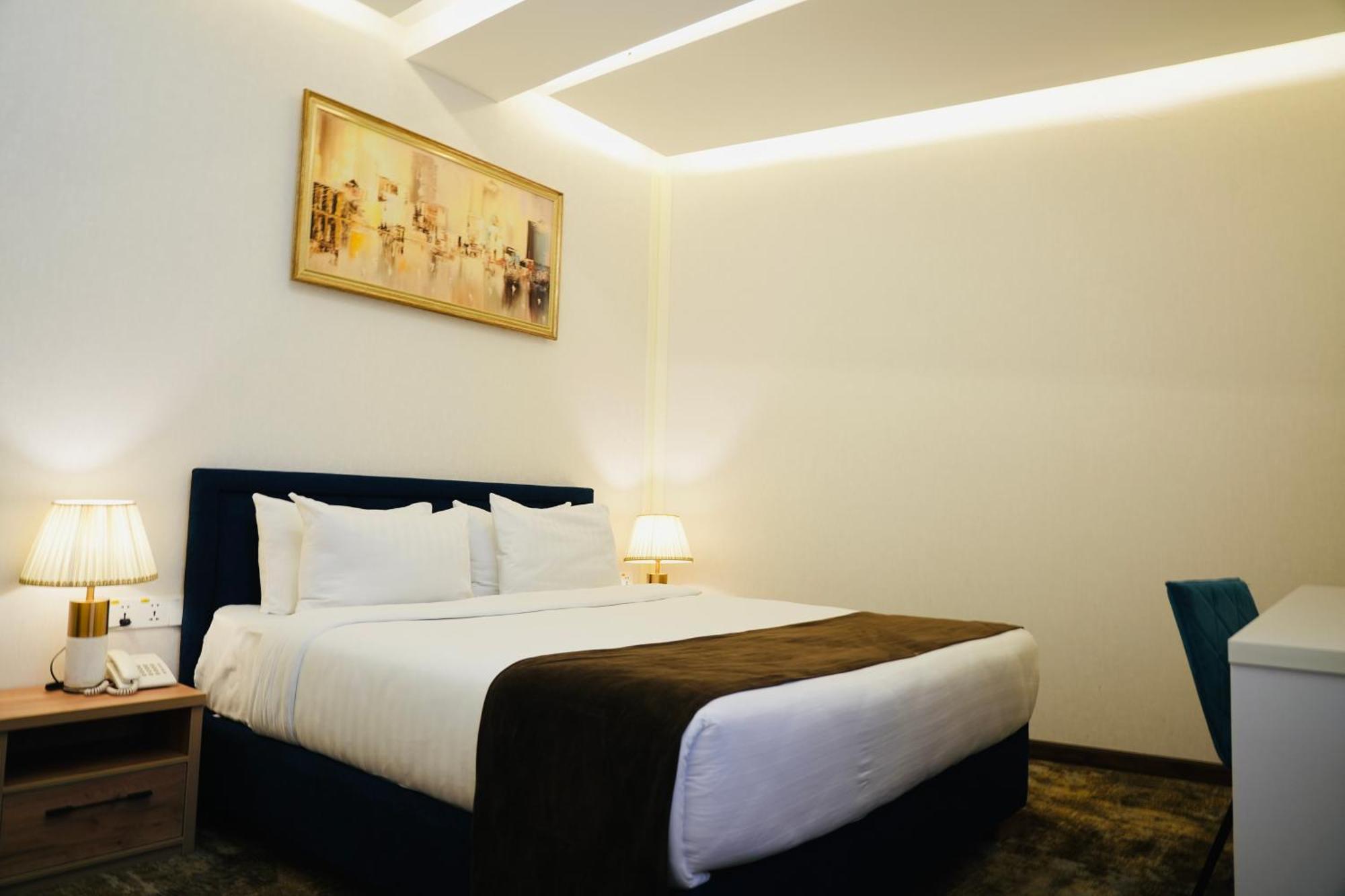 Garnet Mir Hotel Ташкент Екстер'єр фото
