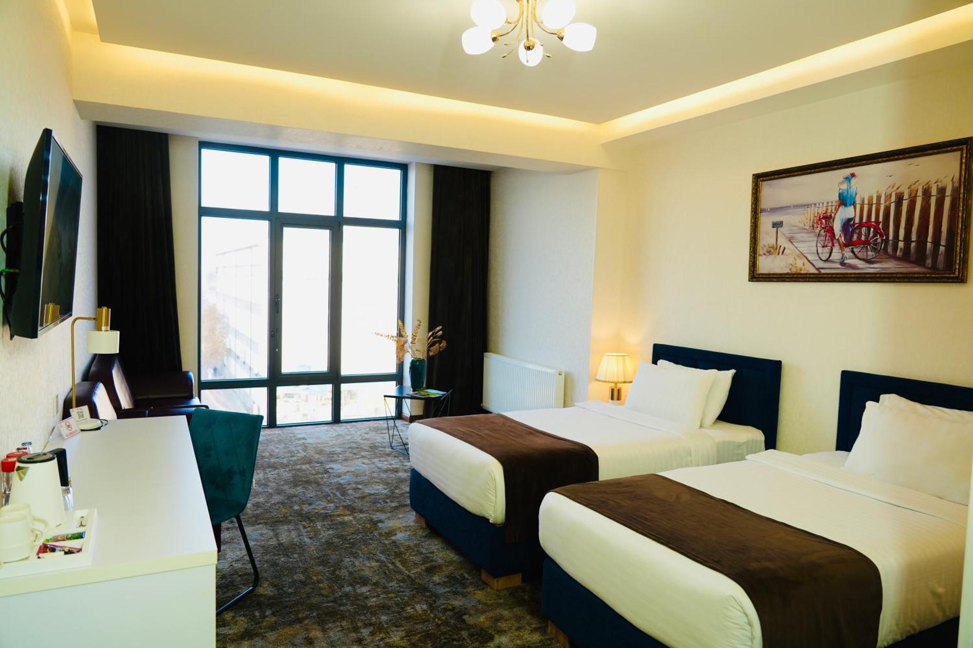 Garnet Mir Hotel Ташкент Екстер'єр фото