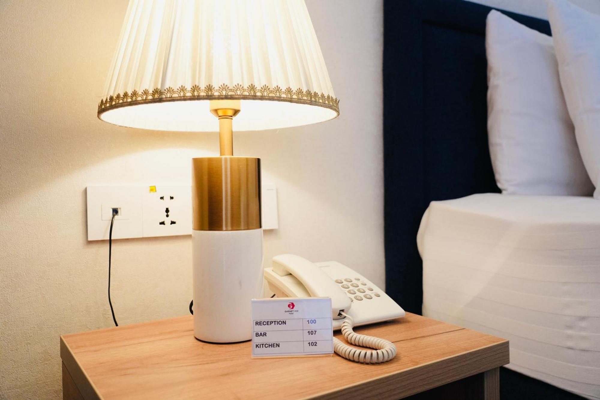 Garnet Mir Hotel Ташкент Екстер'єр фото
